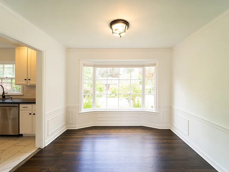 Brentwood House — Photo 14