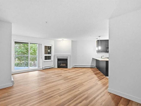 2nd image of 35 NE Richard Ct SW #235