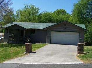 2603 Phlox Ln, White Pine, TN 37890