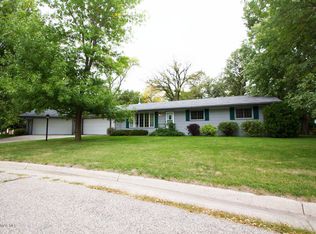 1118 River Dr NE, Red Lake Falls, MN 56750