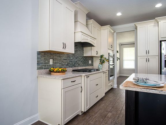4th image of 280 Tavernier Dr