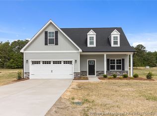 7810 Iron Ct, Fayetteville, NC 28306