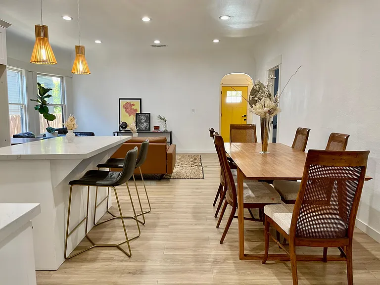 Large open concept living room/kitchen