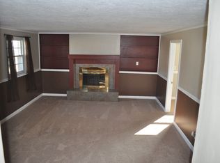 240 Southerly Hills Dr, Englewood, OH
