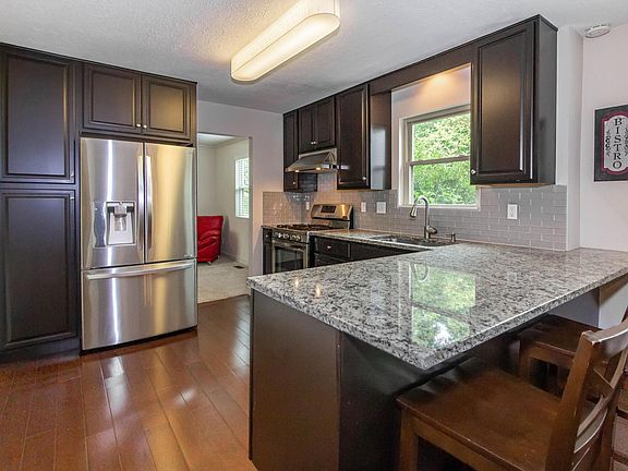 4th image of 6891 Conquistador Ct