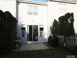 4th image of 153 Windward Ct S