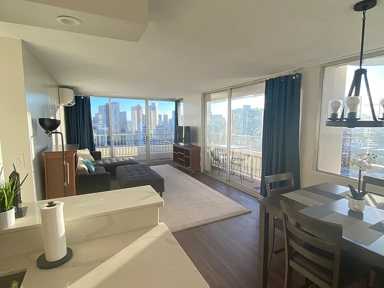 2825 S King St #2202-2 — Photo 6