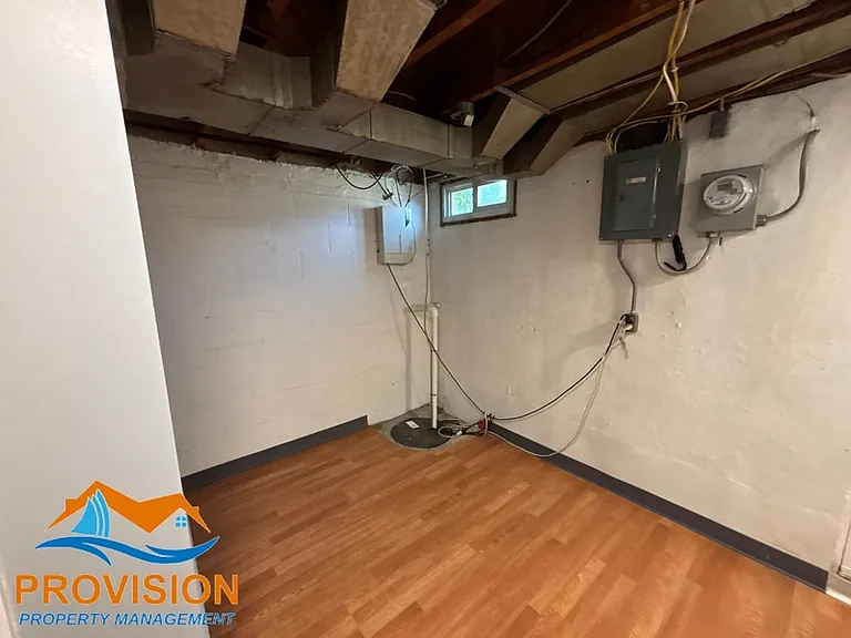 120 Kingston Rd — Photo 20