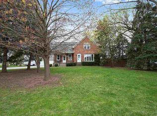 2930 Finger Rd, Green Bay, WI 54311