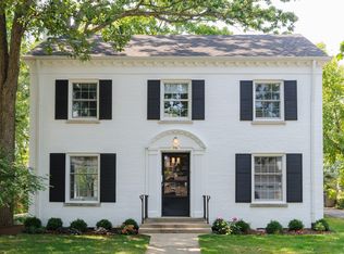 706 Juniper Rd, Glenview, IL 60025