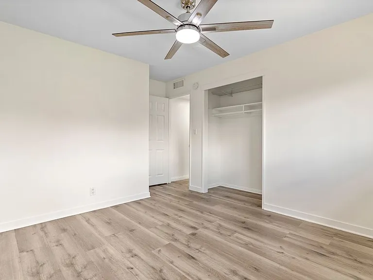 27508 Vilna Ave — Photo 7