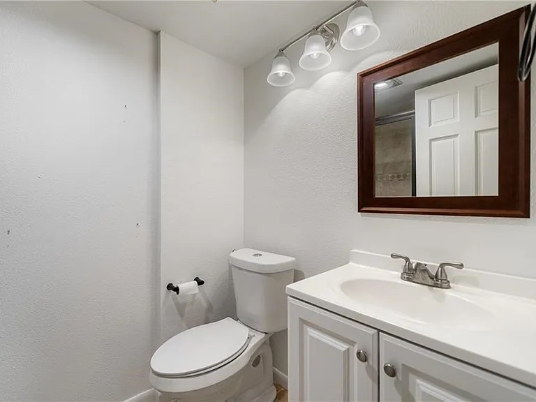 4334 Ocean Dr #605 — Photo 21