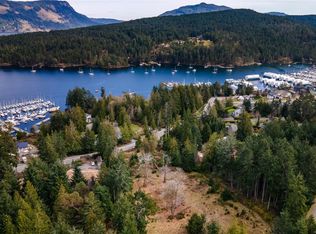 6316 A Genoa Bay Rd #1, North Cowichan, BC V9L 5Y4