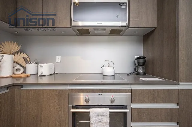 1 bed, 496 sqft, $2,050 — Photo 1
