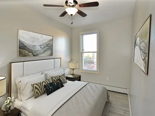 53 Claremont Avenue image 4 of 9