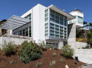 1501 Grand View Dr, Berkeley, CA 94705