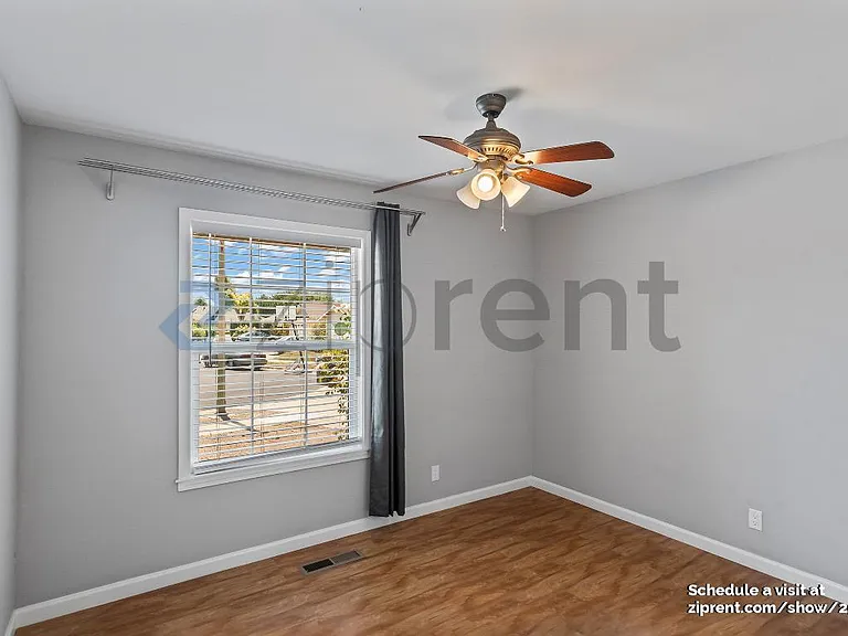3686 Lightfare Ct — Photo 19