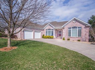 3421 E Blueridge St, Springfield, MO 65809