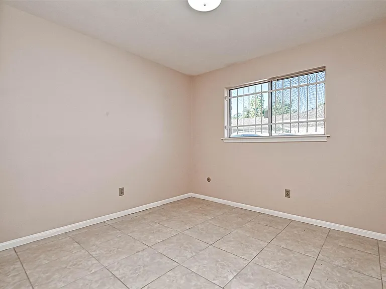 11503 High Star Dr — Photo 35