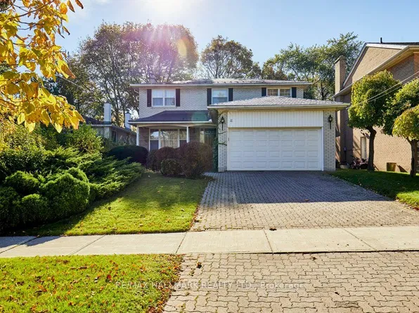 11 Feldbar Ct, Toronto, ON M2N 4P7