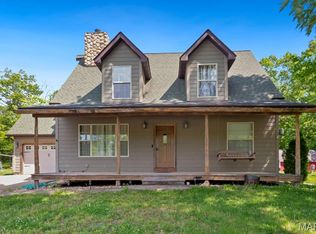 323 Lake Shore Dr, Saint Clair, MO 63077