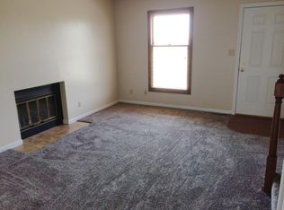 611 Spring Ridge Rd #A, Warrensburg, MO 64093