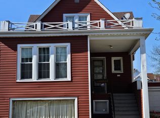 11 Carroll St, Hammond, IN 46320
