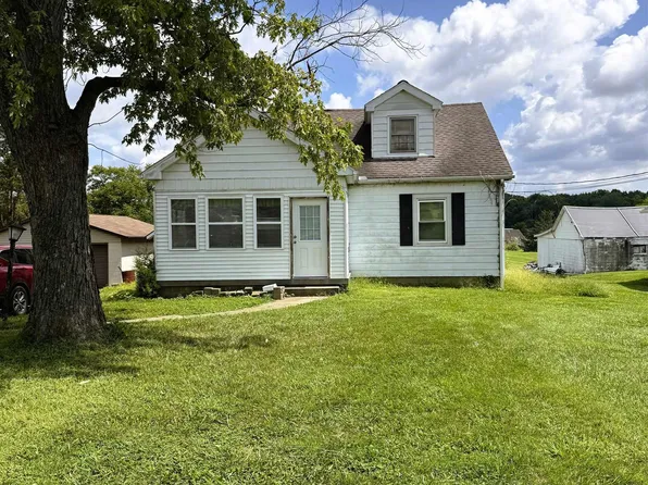 3017 Mesker Park Dr, Evansville, IN 47720