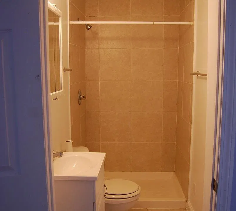 87 Undine Rd #1