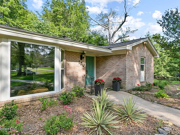 4th image of 100 Bentonwood Dr