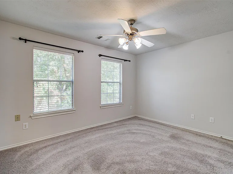 15103 Petal Rose Ct — Photo 23