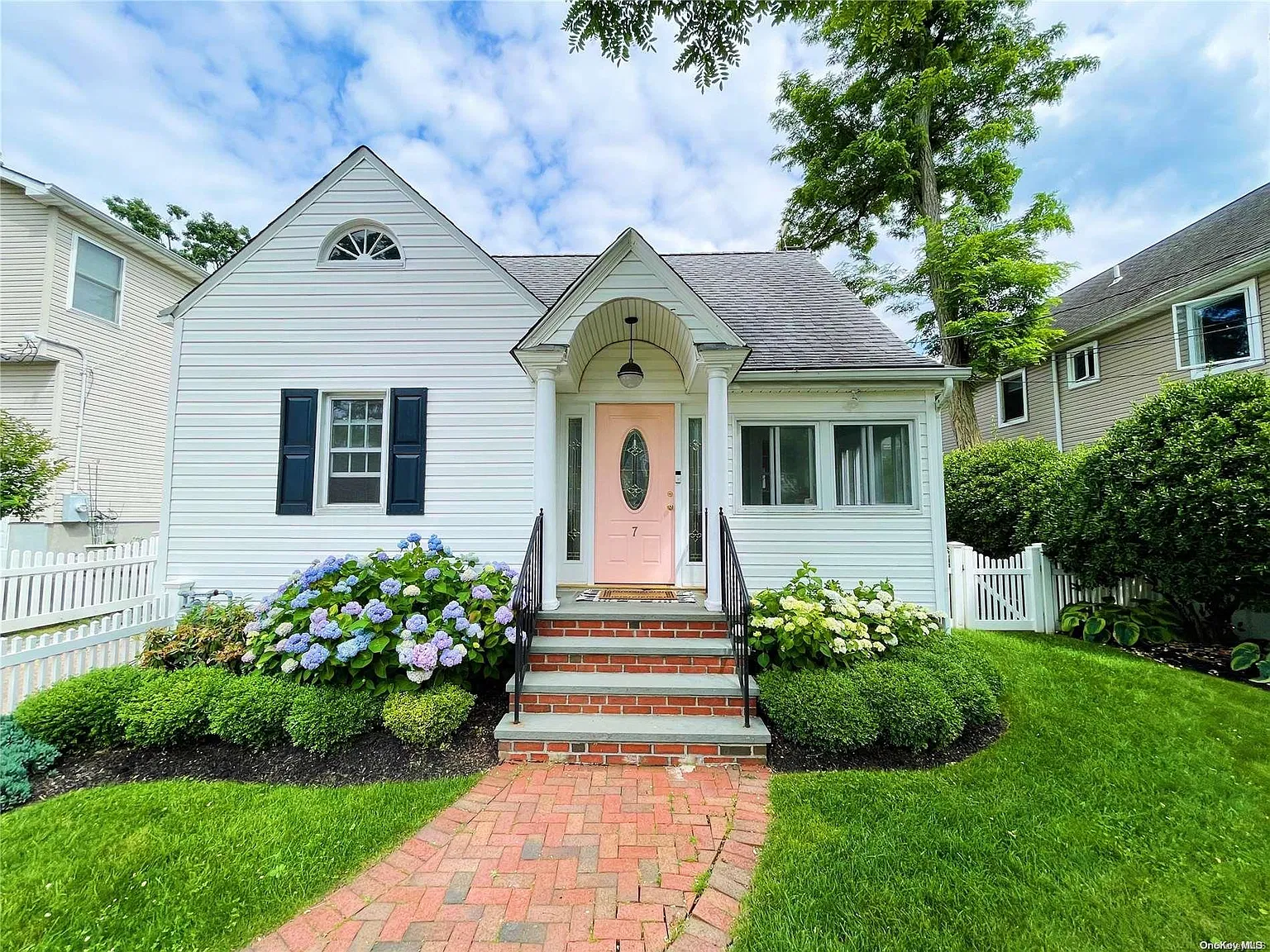 7 Franklin Avenue