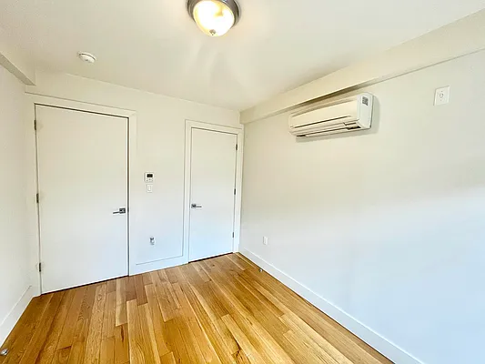 Rented by Lodger Corp | media 8