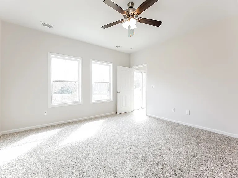 151 Highland Park Ct — Photo 8