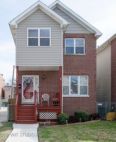 1st image of 1515 E 72nd Pl