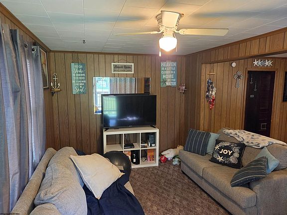 3rd image of 505 1/2 State St