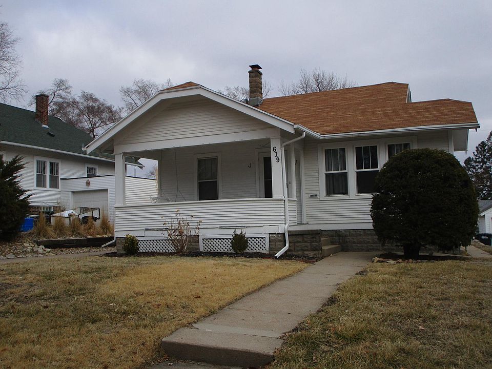 1st image of 619 S 50th Ave