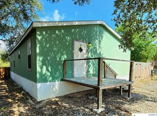 409 E Zipp Rd, New Braunfels, TX 78130