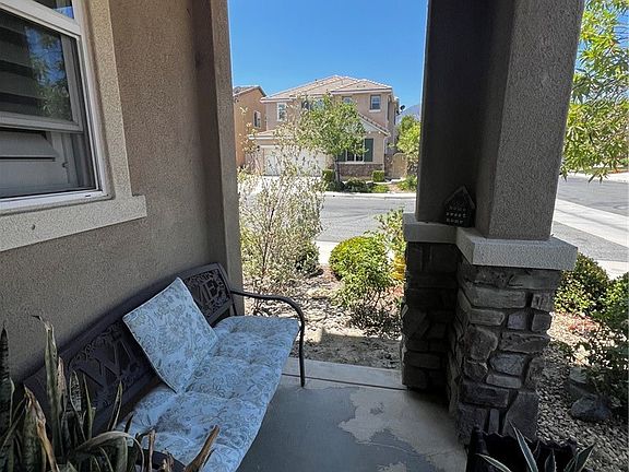 3rd image of 11555 Valley Oak Ln