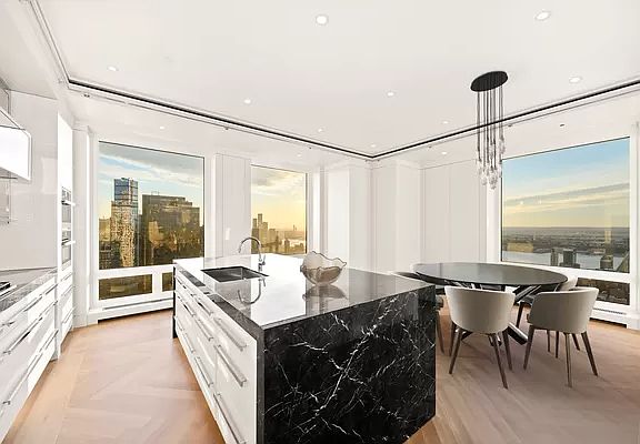4th image of 220 Central Park S