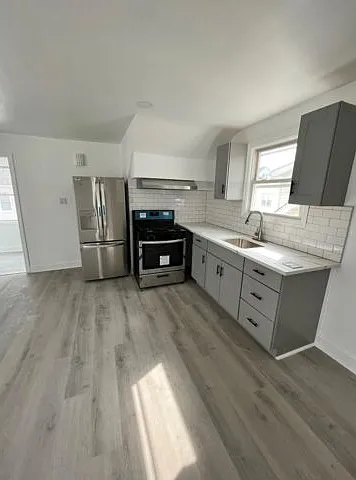 120 Highland Ave #3 — Photo 11