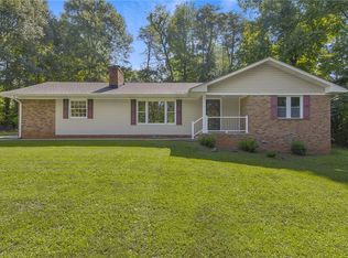 210 Thomas Rd, Pickens, SC 29671