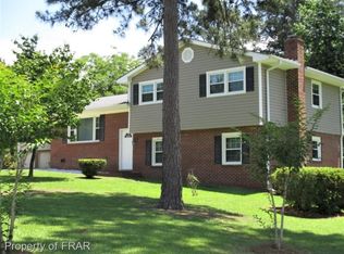 6613 Bonnie Bell Ln, Fayetteville, NC 28314