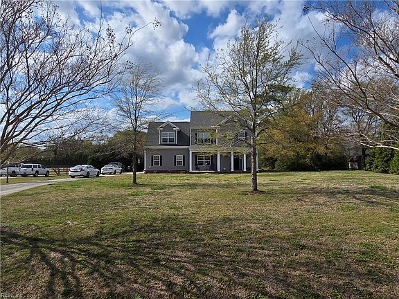 3rd image of 102 E Point Estates Rd