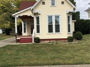 304 E Main St, Casey, IL 62420