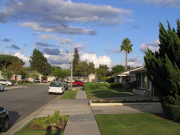 Toward end cul de sac