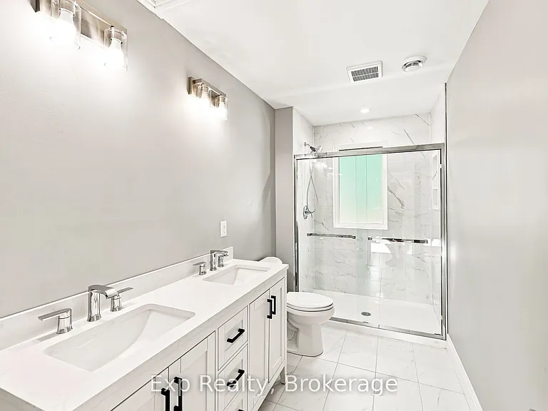 372 Major St #A — Photo 28