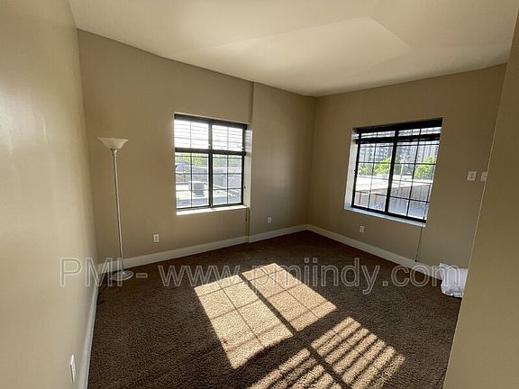 5th image of 825 N Delaware St Unit C3
