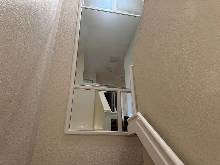 3472 Commodore Ct — Photo 16