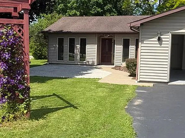 107 Frew Run St, Frewsburg, NY 14738